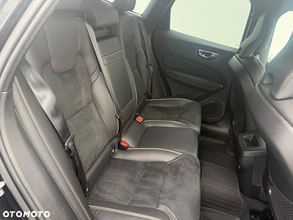 Volvo XC 60 - 31