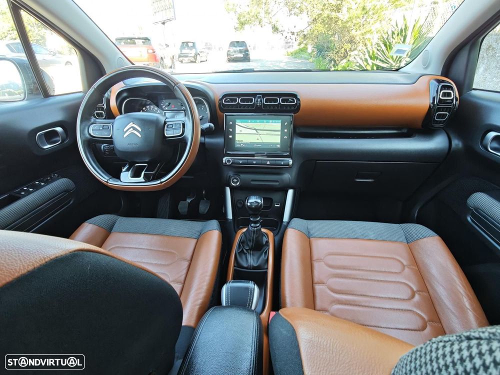 Citroën C3 Aircross 1.2 PureTech Shine Pack - 20