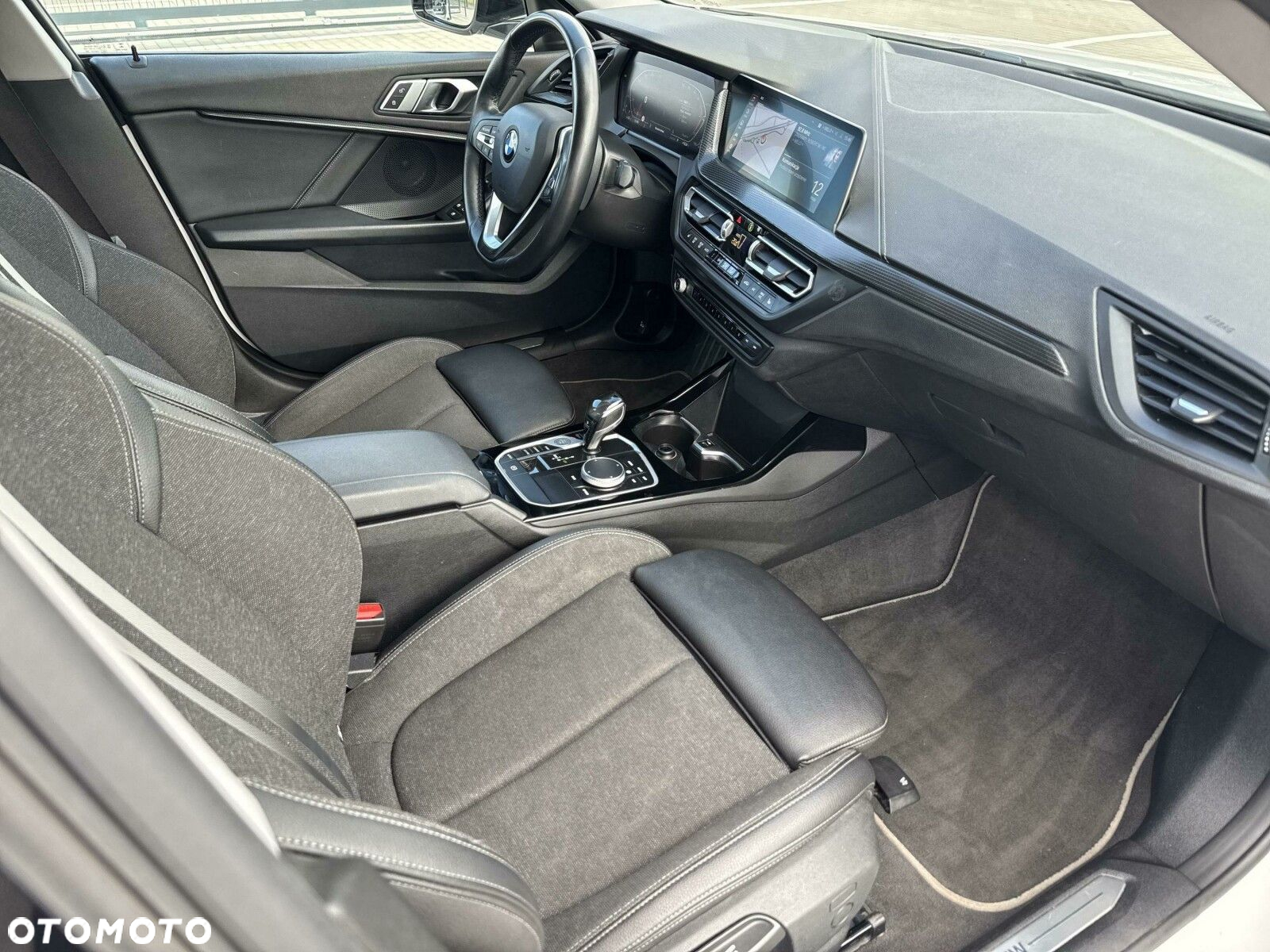 BMW Seria 2 218i Sport Line - 13