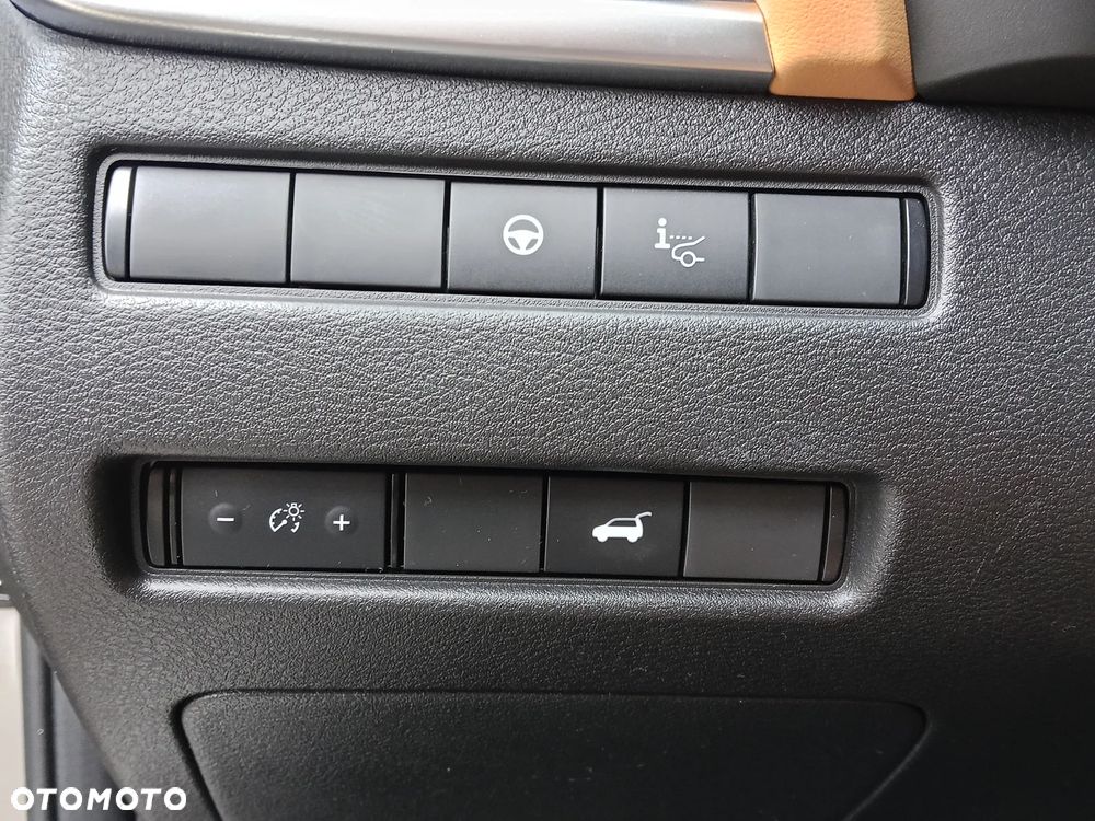 Nissan X-Trail - 16