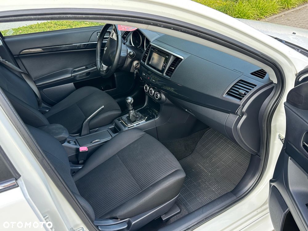 Mitsubishi Lancer 1.8 DID Instyle NAVI - 19