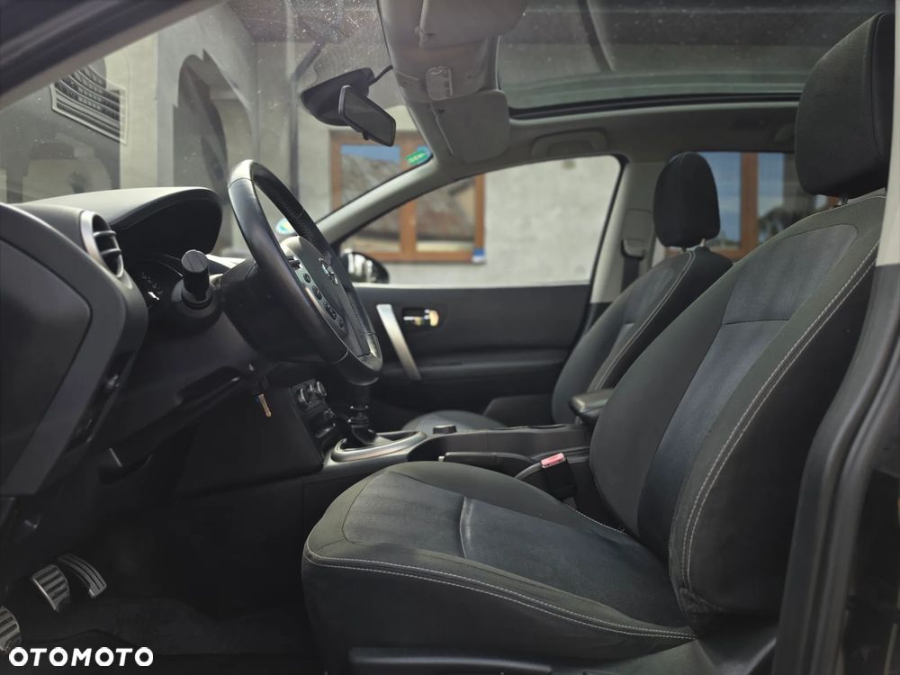 Nissan Qashqai+2 - 19