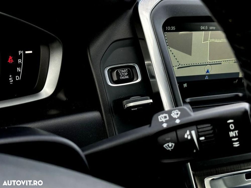 VOLVO XC60 2015 — imagine 16