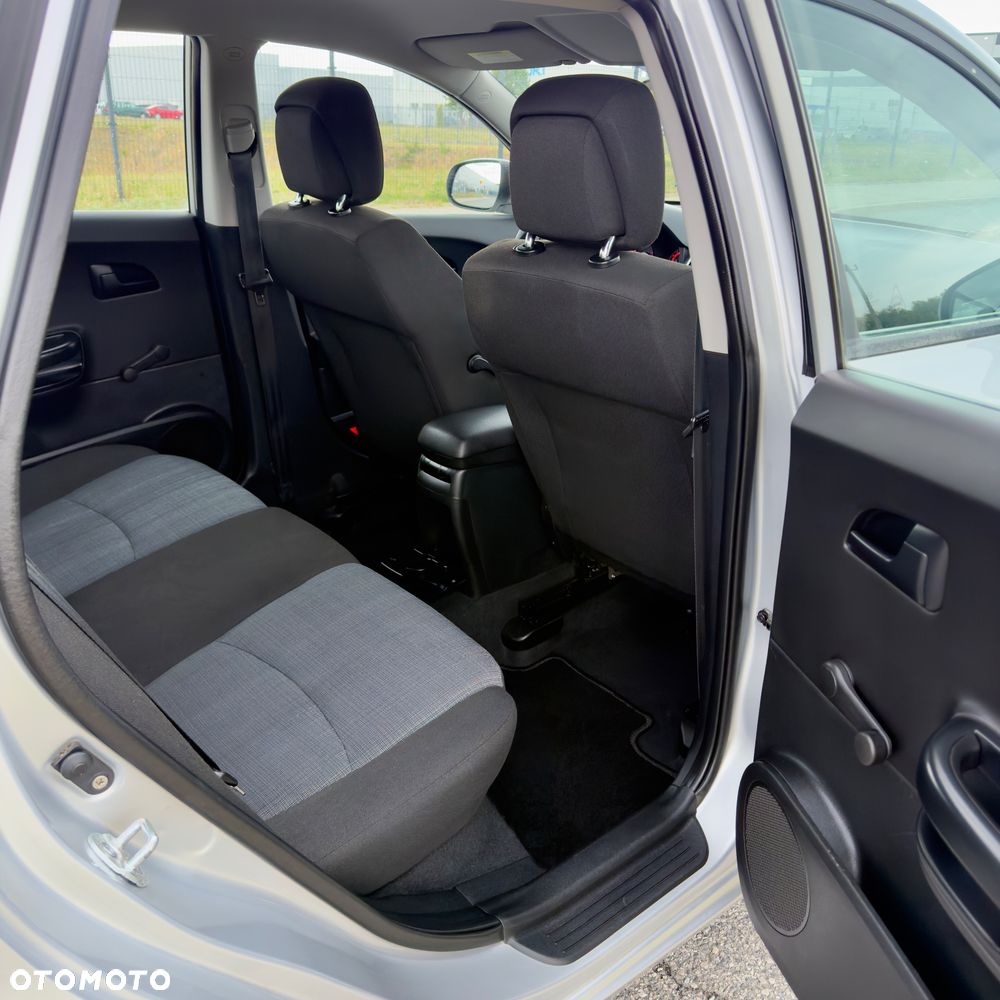 Kia Ceed 1.4 CVVT Attract - 19