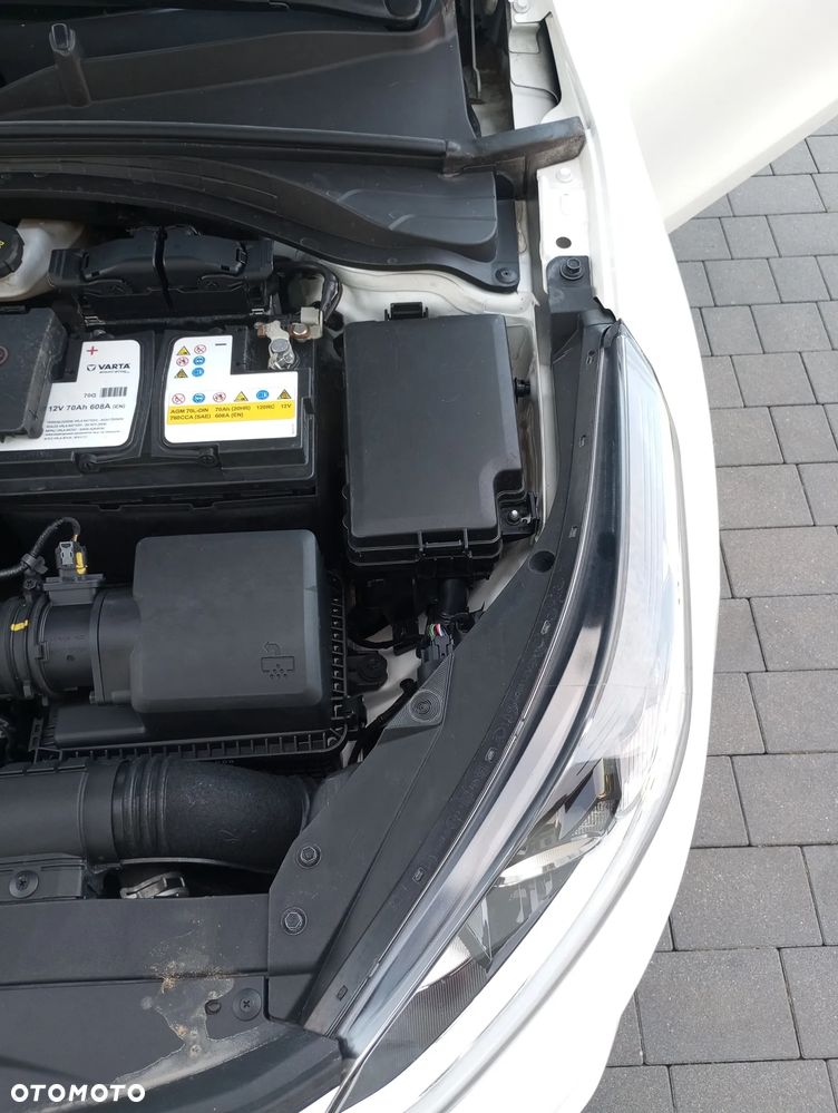 Kia Ceed 1.5 T-GDI L Business Line - 24