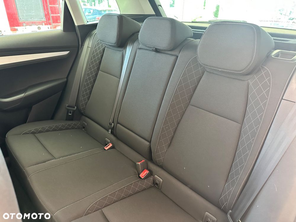 Skoda Karoq 1.5 TSI ACT 4x2 Ambition DSG - 6