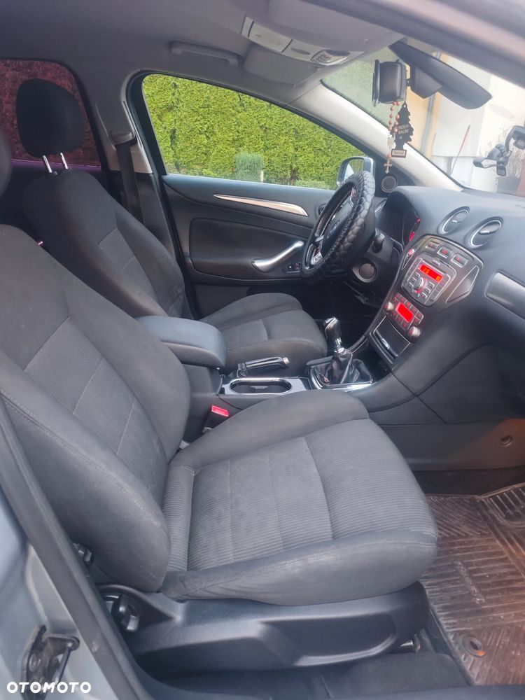 Ford Mondeo 2.0 TDCi EConetic Trend - 4