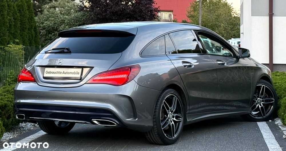 Mercedes-Benz CLA 220 4-Matic AMG Line - 34