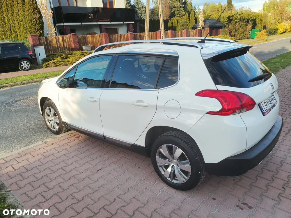 Peugeot 2008 PureTech 82 Allure - 24