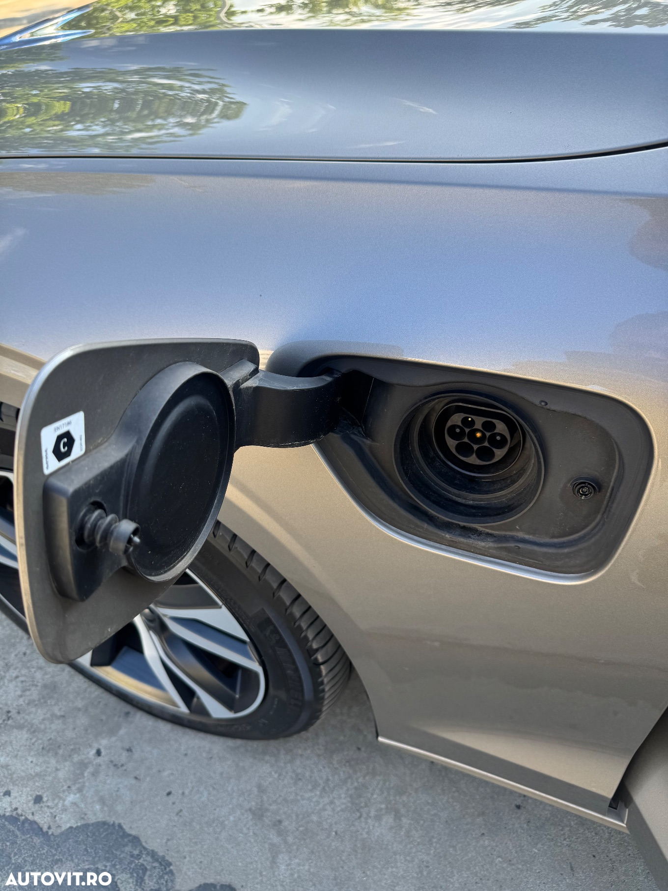 Volvo V60 T6 AWD Recharge Geartronic RDesign Expression - 34