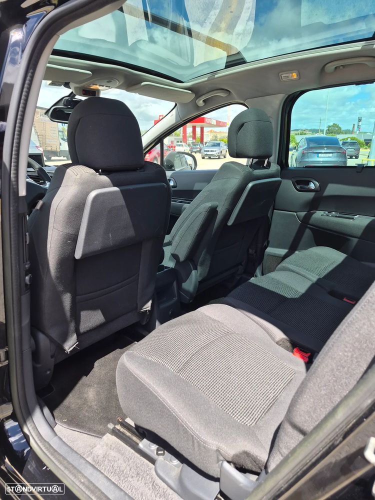 Peugeot 5008 1.6 E-HDi 7L Allure 2-Tronic - 14