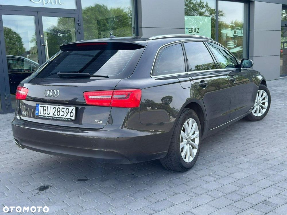 Audi A6 Avant - 13