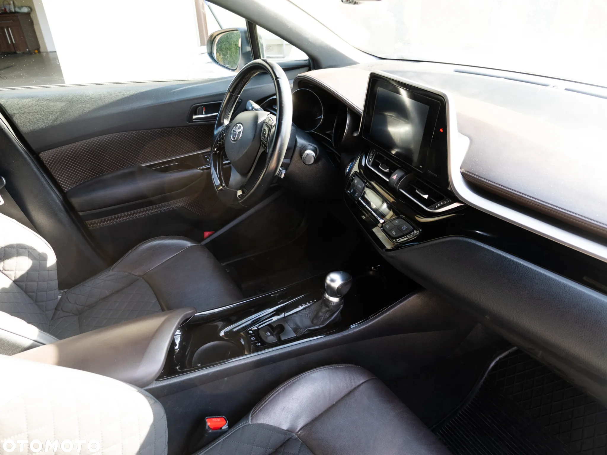 Toyota C-HR 1.8 Hybrid Executive - 20