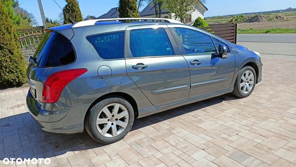 Peugeot 308 - 3