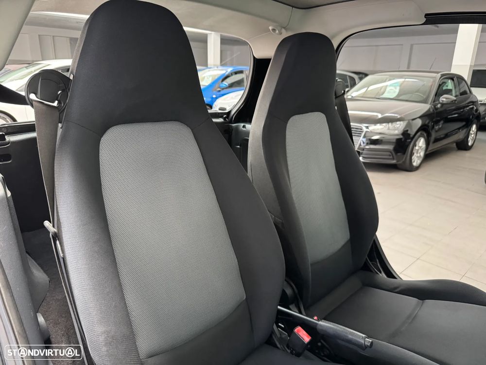 Smart ForTwo Coupé 1.0 Pure 61 - 18