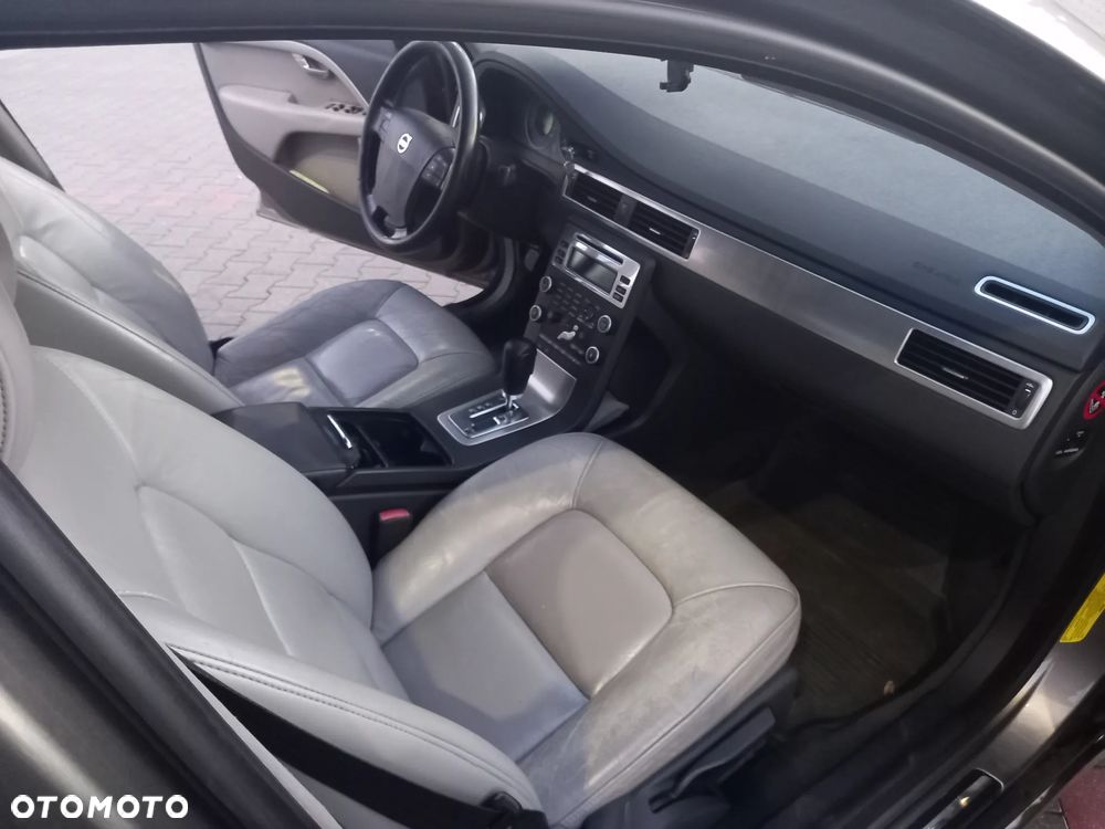 Volvo S80 - 25