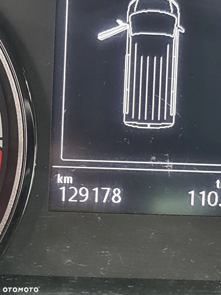 Volkswagen Caravelle 2.0 TDI L2 Comfortline DSG - 18