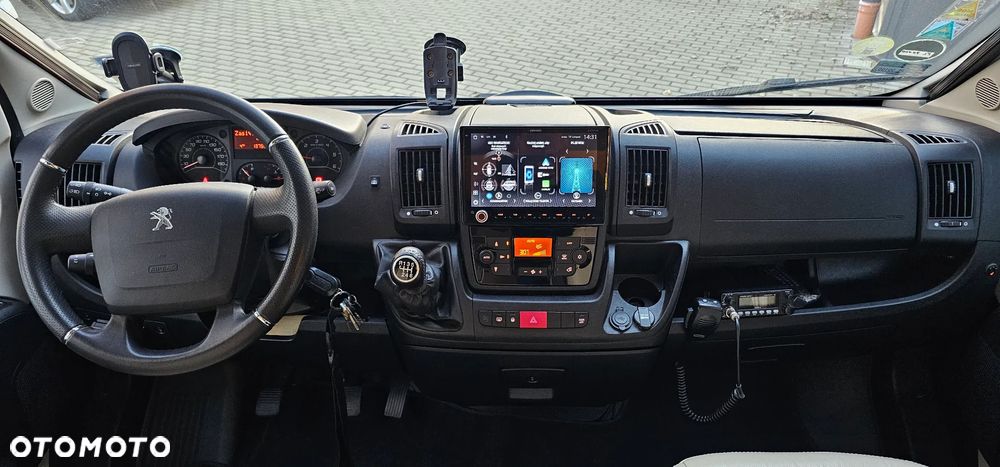 Globe-Traveller VOYAGER X 4 OSOBOWY PODWÓJNA PODŁOGA PEUGEOT BOXER 3.0L KRAJOWY - 14