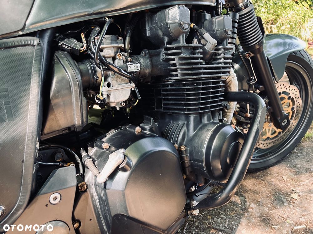 Kawasaki ZR - 20