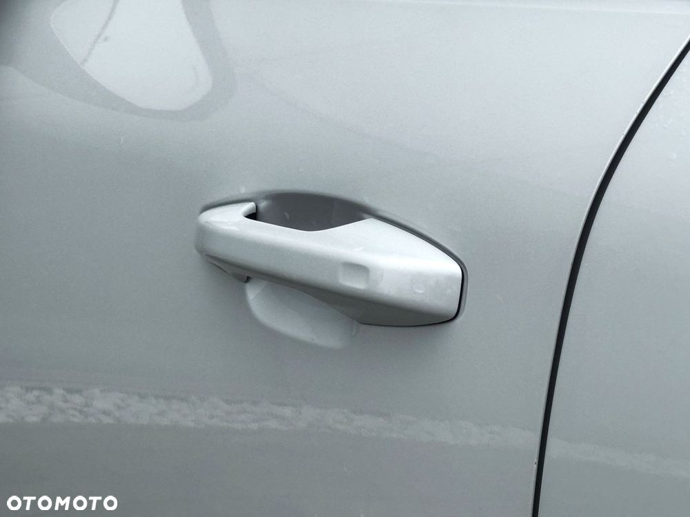 Volvo XC 40 - 35