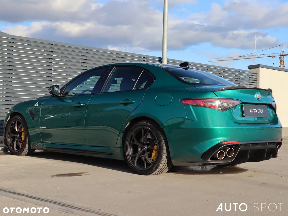 Alfa Romeo Giulia 2.9 Bi Turbo V6 Quadrifoglio - 4