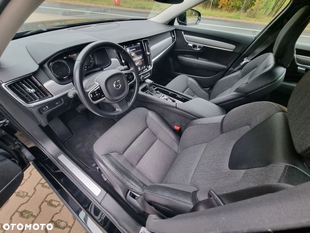 Volvo V90 D4 Geartronic Momentum Pro - 31