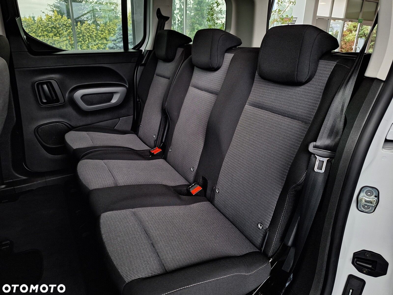 Toyota Proace City Verso 1.5 D-4D Business - 20