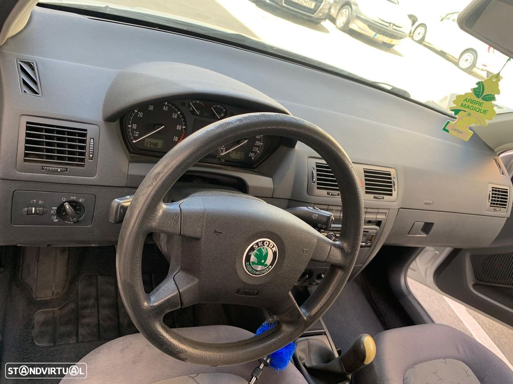 Skoda Fabia - 5