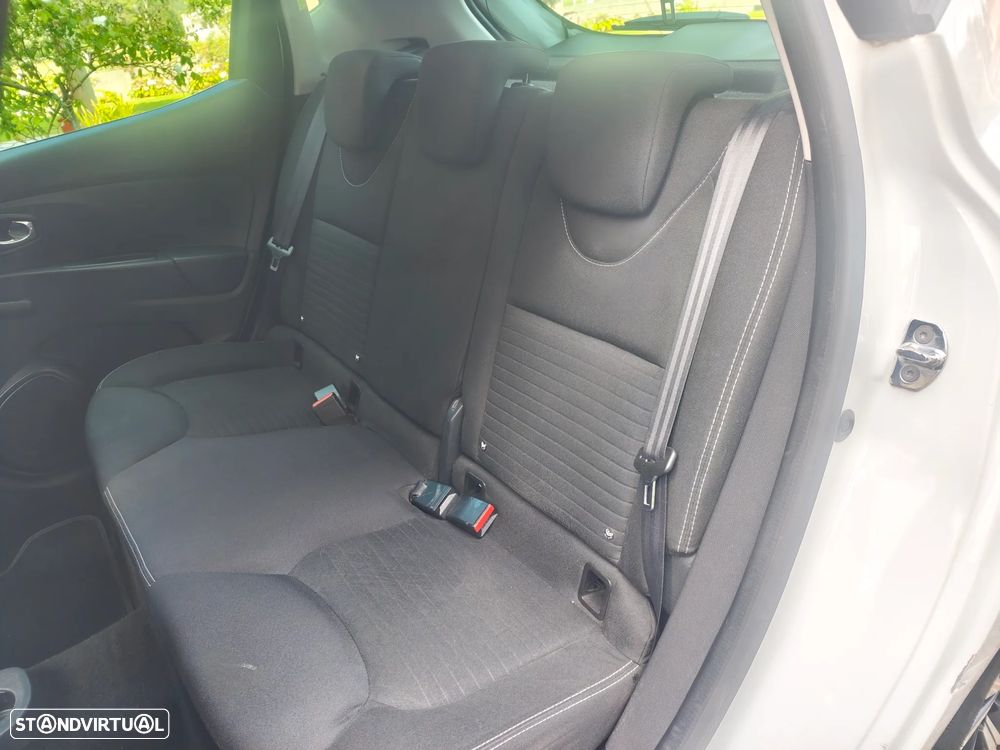 Renault Clio 1.2 16V 75 LIMITED - 17