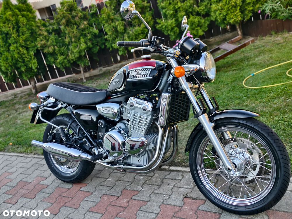 Triumph Thunderbird - 1
