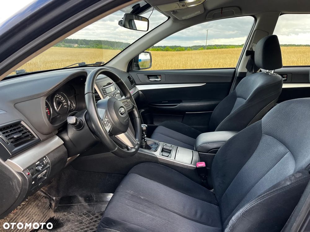 Subaru Legacy - 29