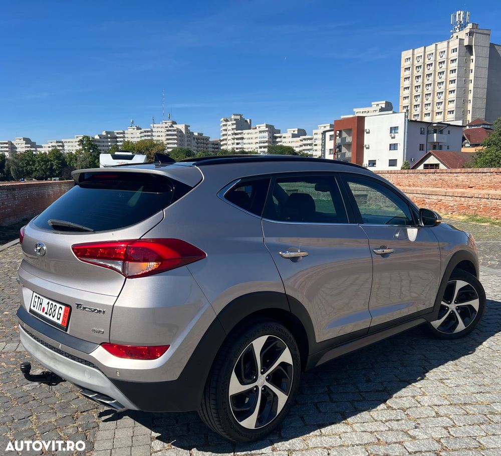 Hyundai Tucson 2.0 CRDI 4WD 6AT Luxury+ - 4