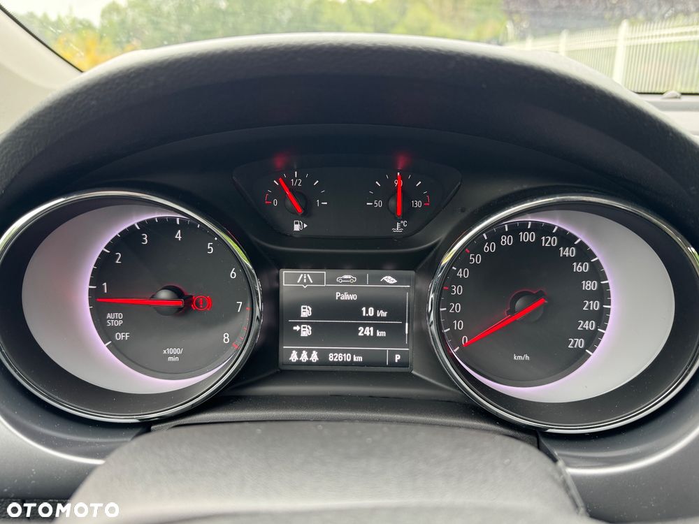 Opel Astra 1.4 T Enjoy S&S - 10