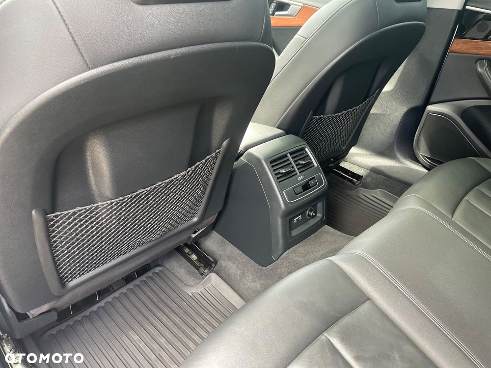 Audi A4 Limousine 40 TFSI S tronic design - 25