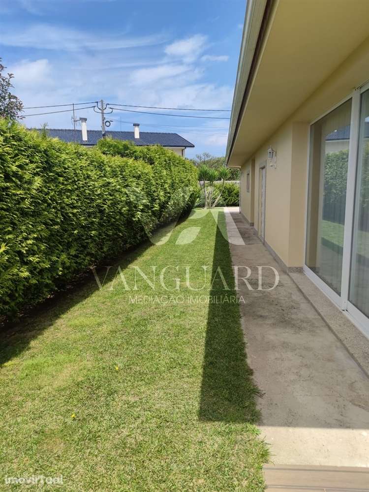 Moradia Térrea T3 com Piscina | Argivai | Póvoa de Varzim - Grande imagem: 4/28