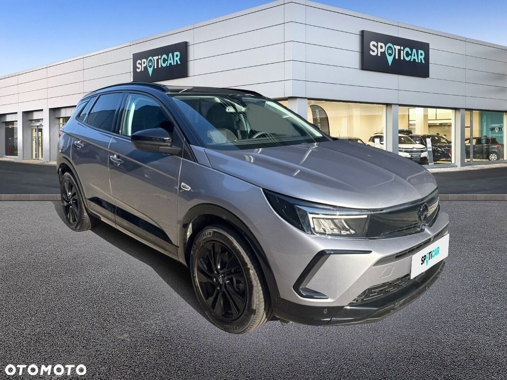 Opel Grandland 1.2 T GS S&S - 4