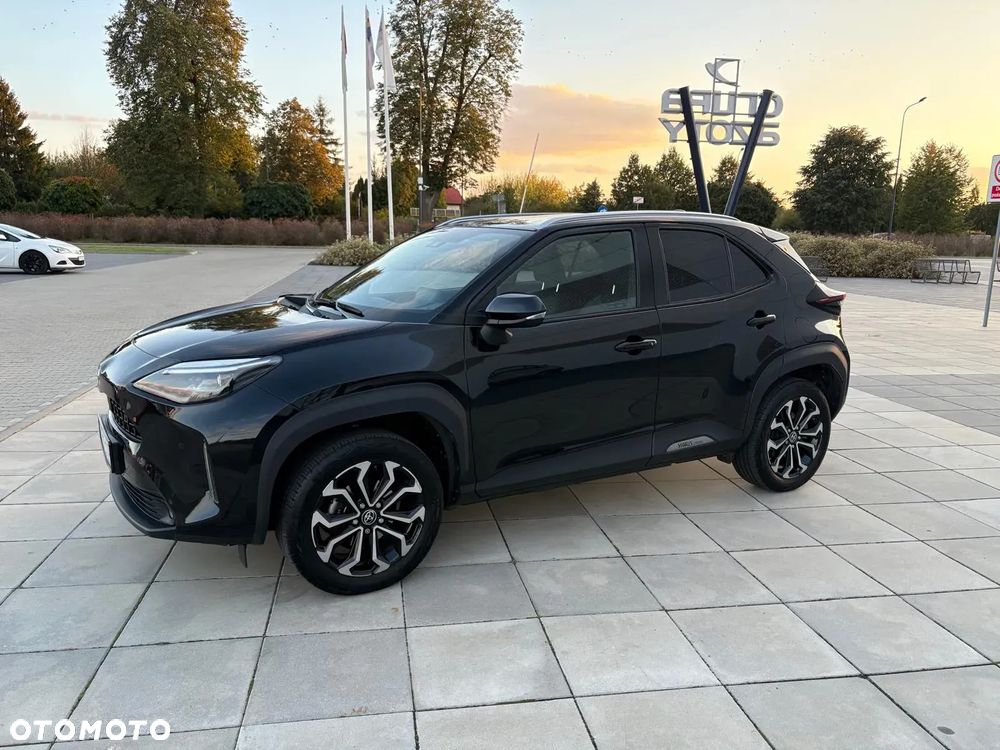 Toyota Yaris Cross Hybrid 1.5 Comfort 4x4 - 4