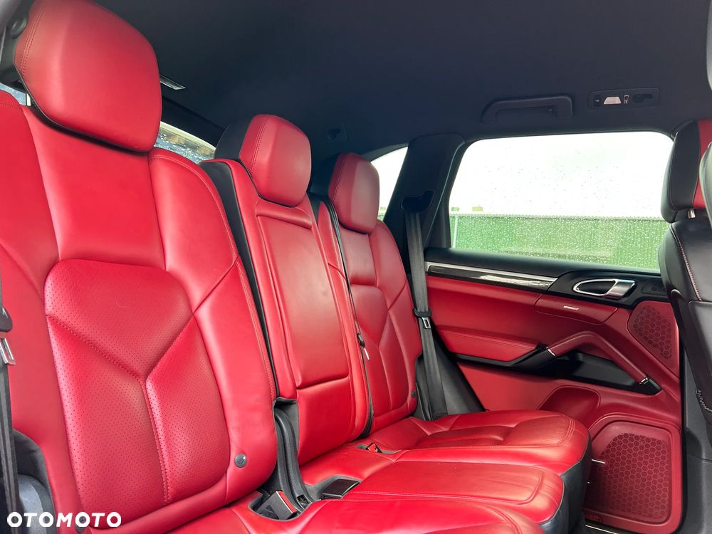 Porsche Cayenne Diesel Tiptronic S - 16