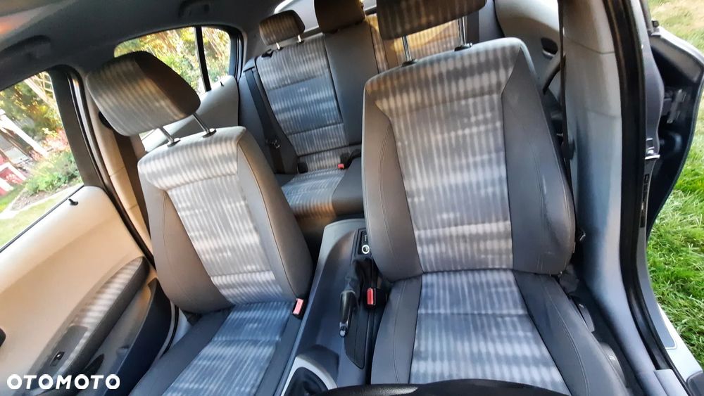 BMW Seria 1 - 9