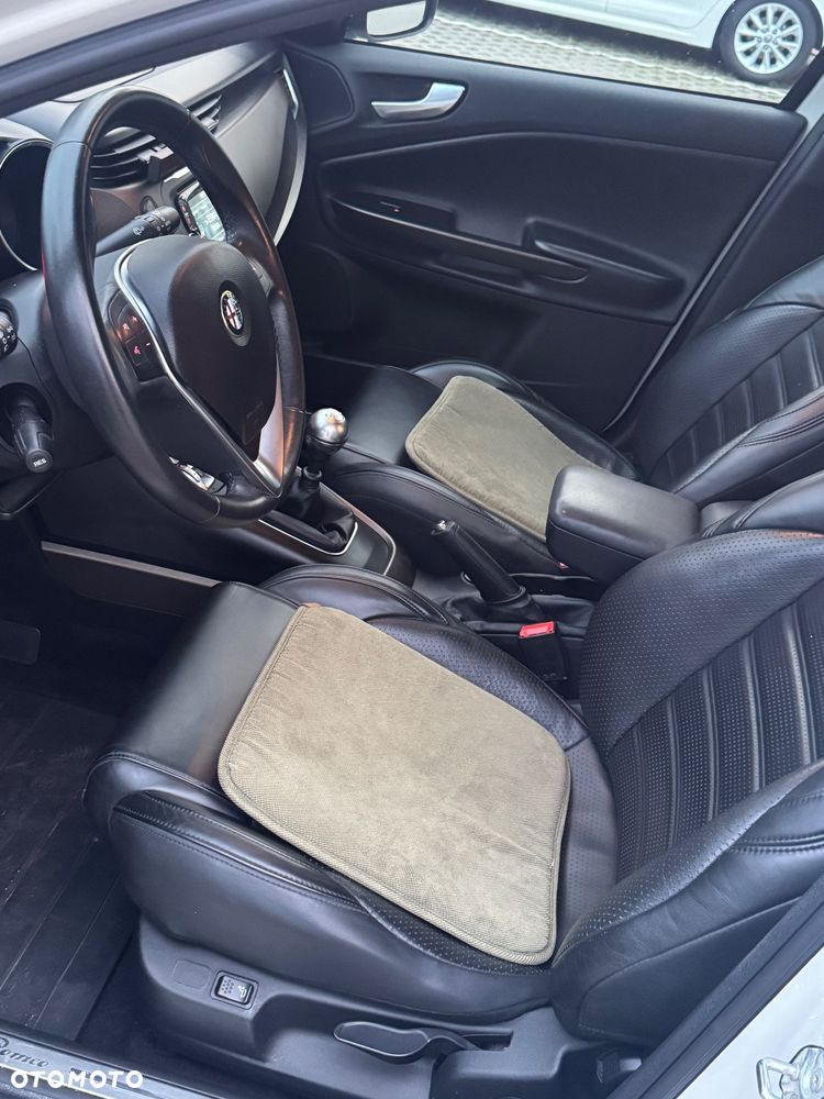 Alfa Romeo Giulietta 1.4 TB MultiAir Distinctive - 8