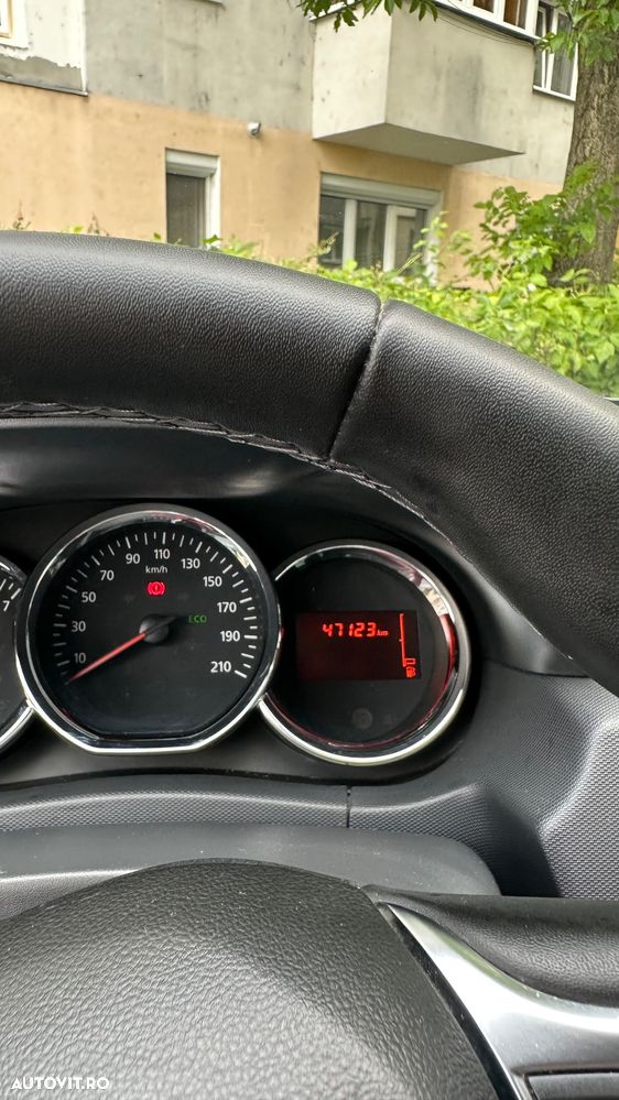 Dacia Duster 1.5 dCi 4x2 Ambiance - 8