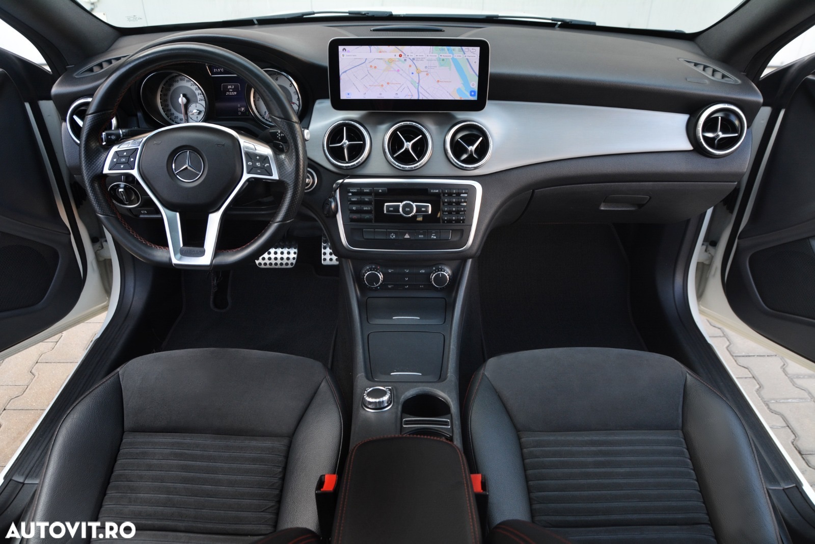 Mercedes-Benz CLA 220 d 7G-DCT AMG Line - 5