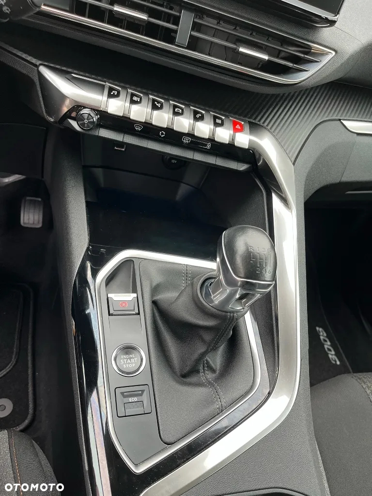 Peugeot 3008 - 15