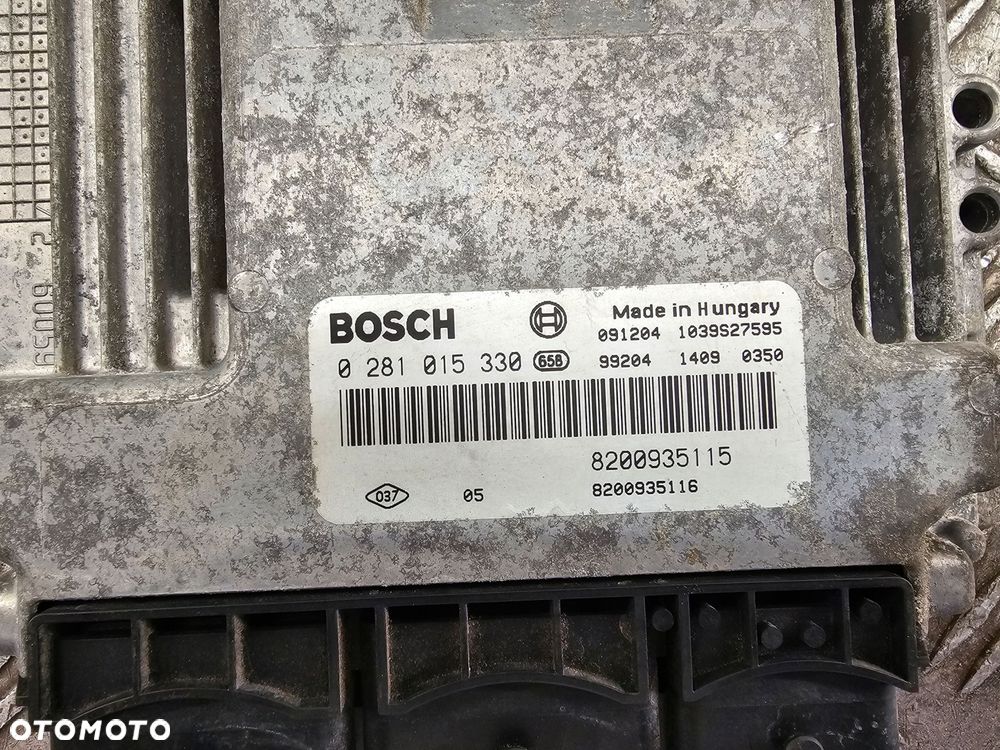 sterownik trafic vivaro 2.0 dci 0281015330 8200935115 - 2