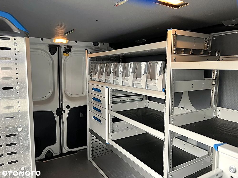 Renault Trafic Warsztat Sortimo - 18