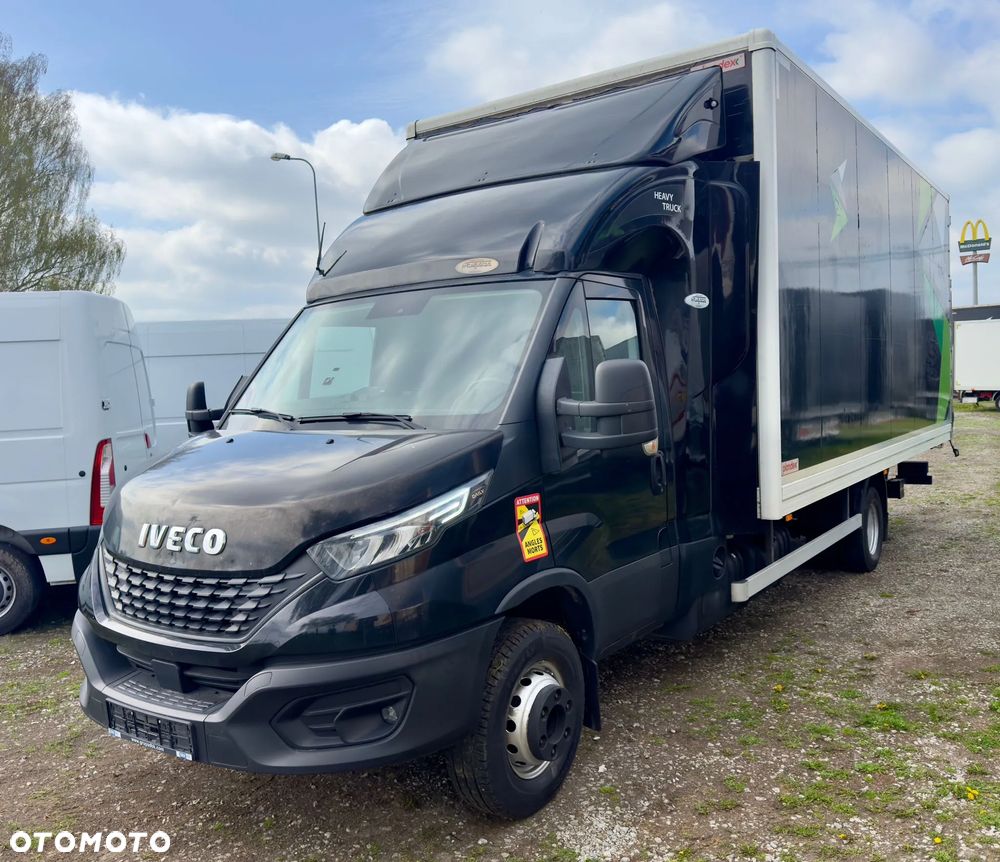 Iveco 70C18, WINDA ,14 EP, SALON PL ,Kontener, Bezwypadkowy ,7,2 T , 3.0 , Spanie z tyłu x2 - 1