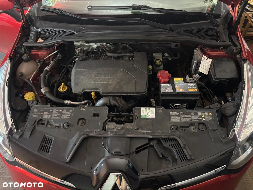 Renault Clio 1.2 16V Life - 10