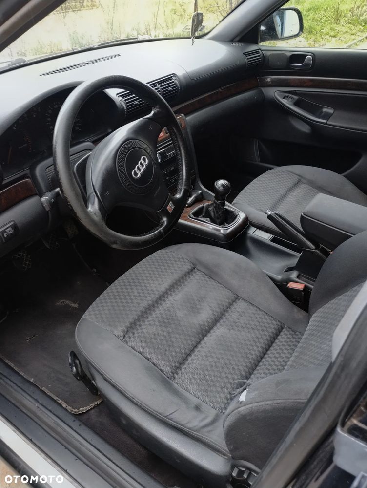 Audi A4 Avant 1.9 TDI - 8