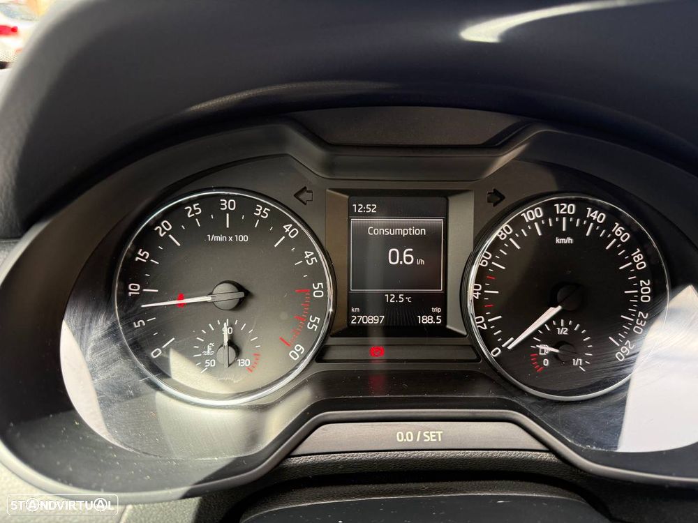 Skoda Octavia Break 1.6 TDi Sportline - 5