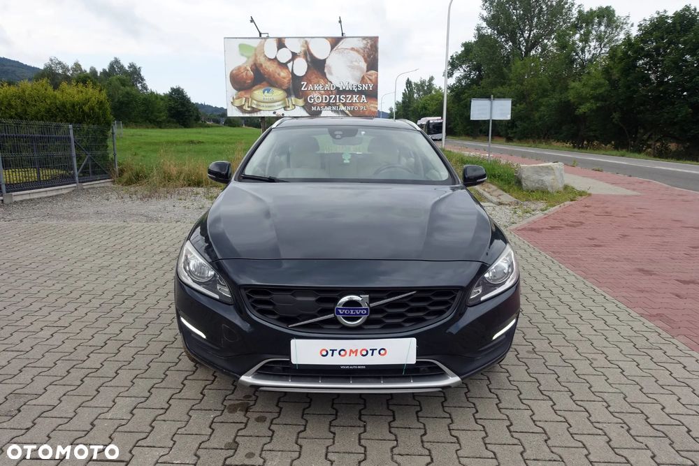 Volvo V60 Cross Country D4 Geartronic Summum - 2